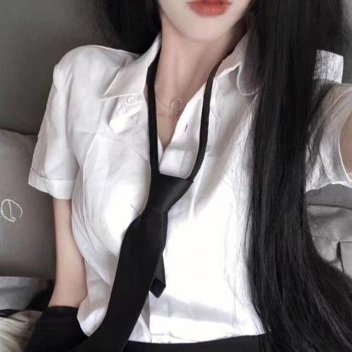 不要和她谈恋爱